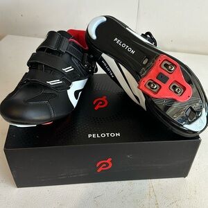 Peleton cycling shoes black 40